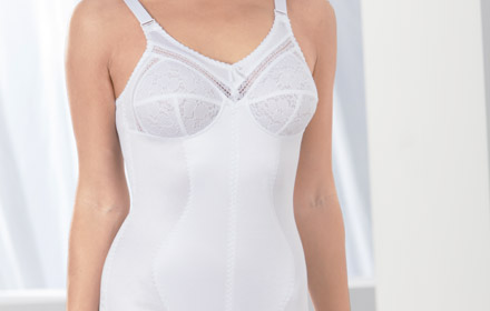 Playtex Fits Beautifully Full Body Corselette